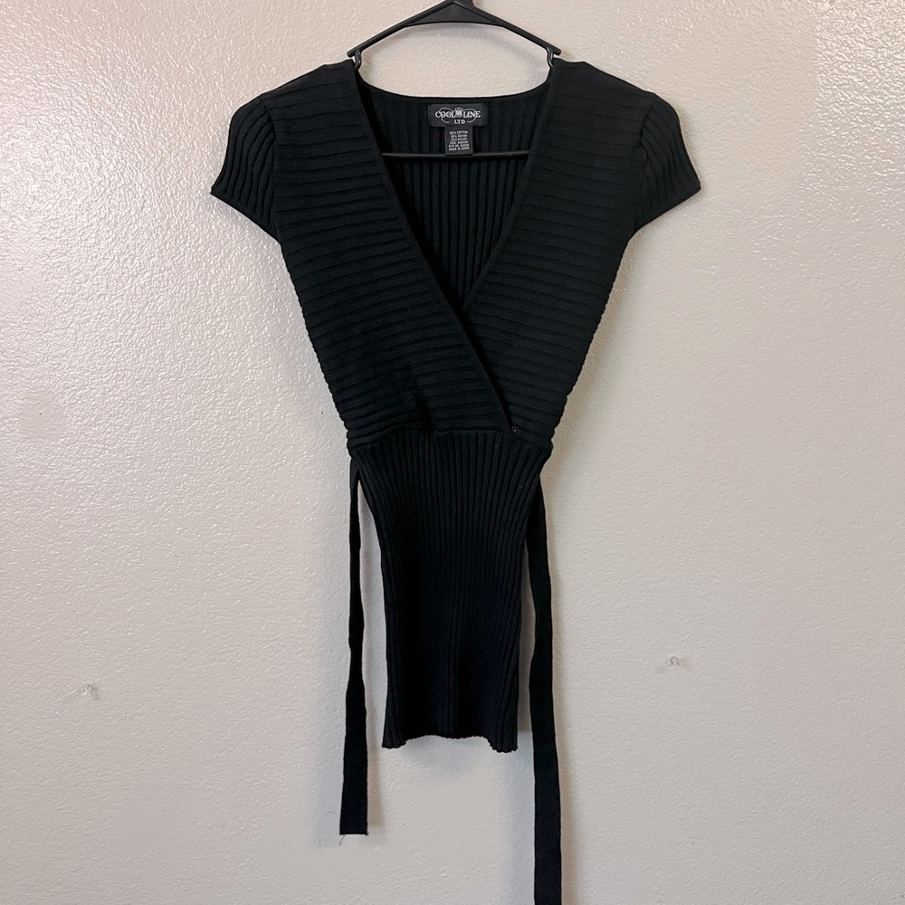 Brand: Cool Line || Size: Medium || Color: Black